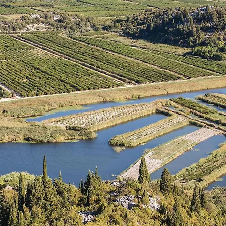 Stunning In Rogotin-ploce With Wifi Appartement