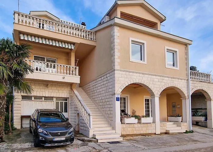 Stunning In Rogotin-ploce With Wifi * Rogotin