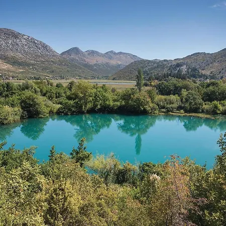 Stunning In Rogotin-ploce With Wifi 公寓 *