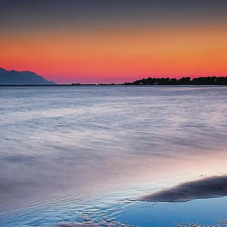 公寓 Stunning In Rogotin-ploce With Wifi *