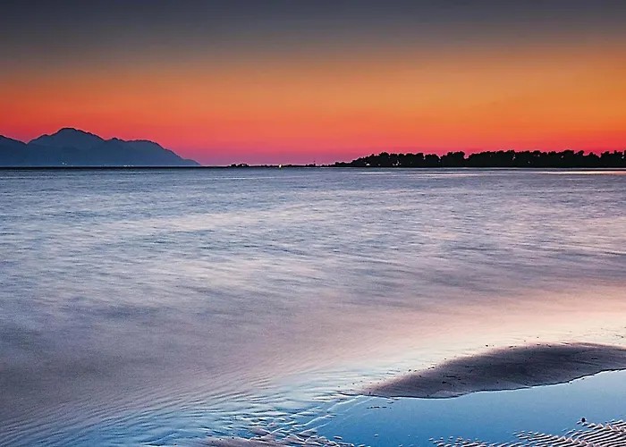 公寓 Stunning In Rogotin-ploce With Wifi *